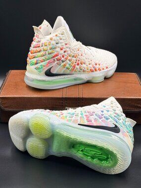 Nike LeBron 17 'Air Command Force'